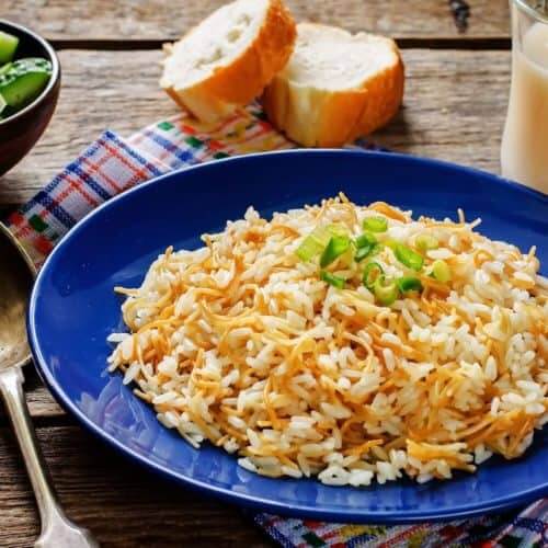 ¿Cómo se hace el arroz en una olla?