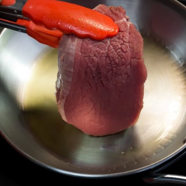 ¿Cómo se sella la carne?