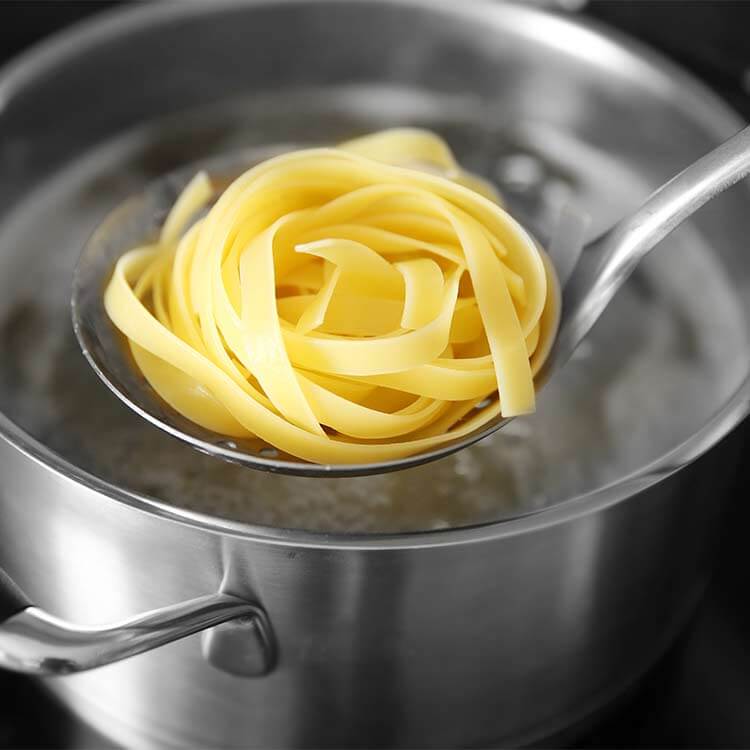 ¿Cuánto tarda en hervir la pasta fresca?