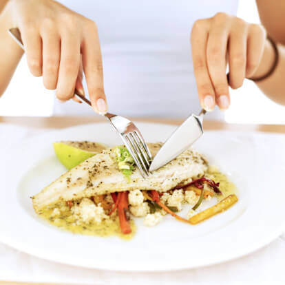 ¿Qué alimentos saludables debemos consumir en el almuerzo?