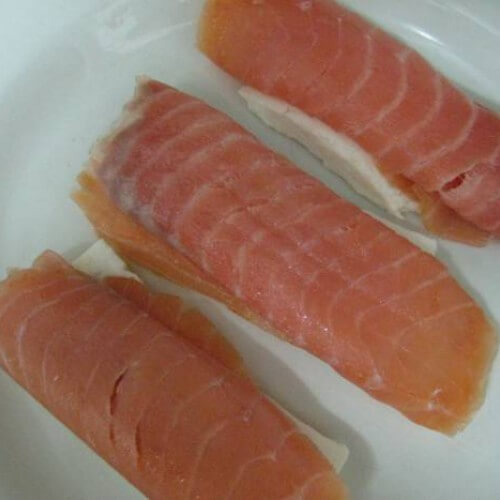 ¿Qué se puede hacer con salmon crudo?