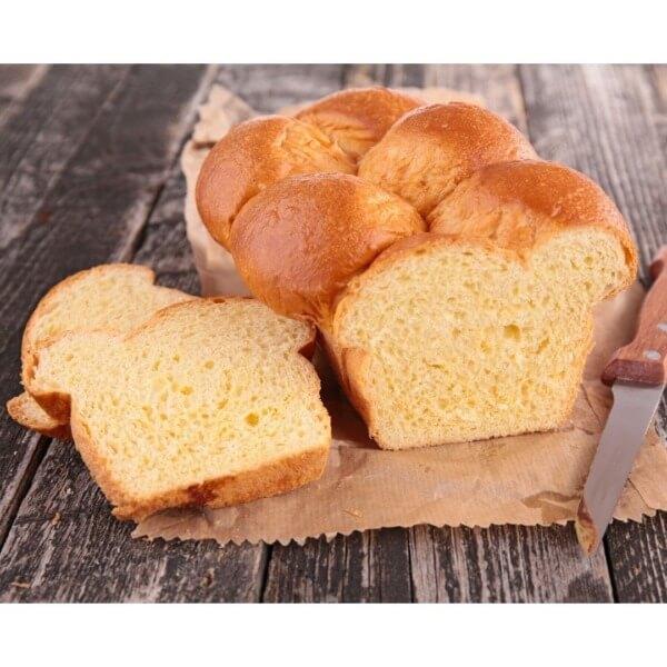 ¿Cómo evitar que el pan se queme por debajo?
