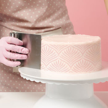 ¿Cómo hacer el borde de un pastel?