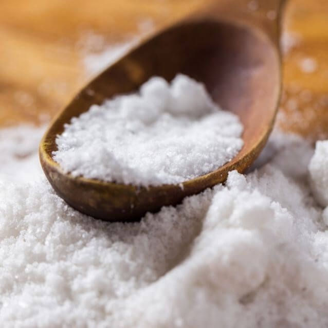 ¿Cómo quitar el exceso de sal en la comida?