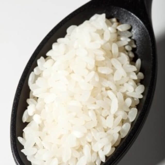 ¿Cómo sabe el vinagre de arroz?