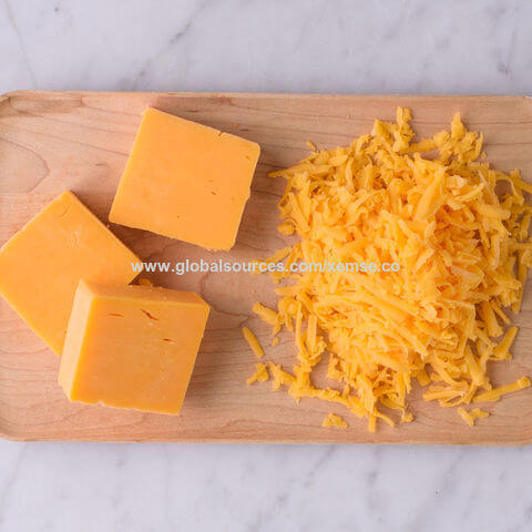 ¿Cómo se compone el queso cheddar?