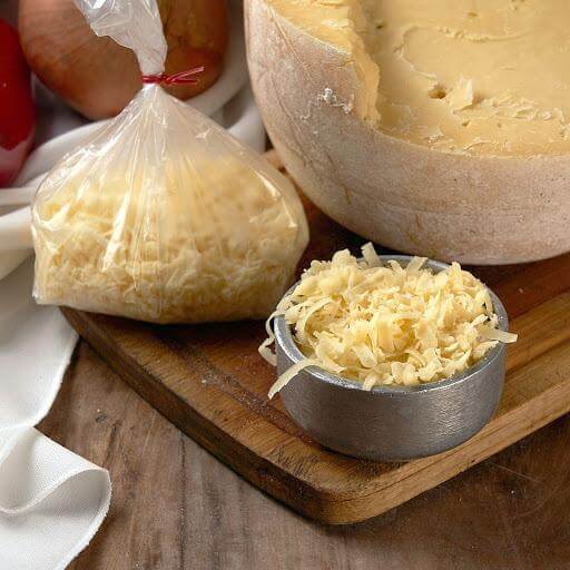 ¿Cómo se conserva el queso rallado?