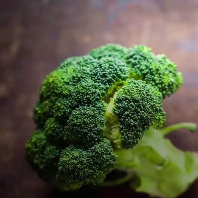 ¿Cuál es el beneficio de comer brócoli?