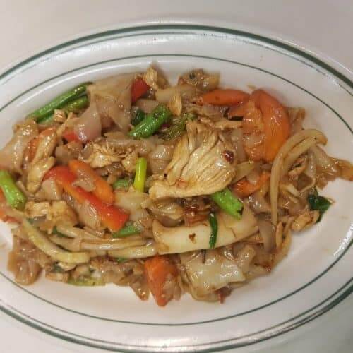 ¿Cuántas calorías tiene un plato de comida china?