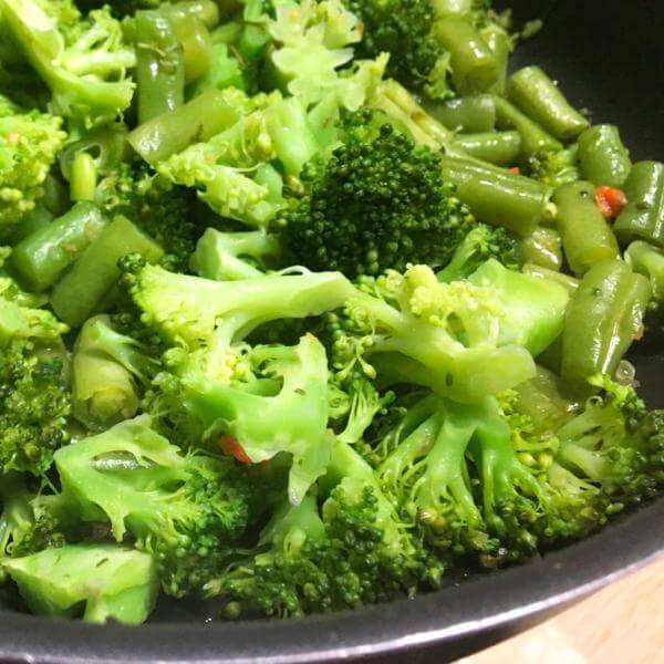¿Cuánto de caloria tiene el brócoli?