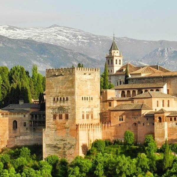 ¿Dónde comer después de visitar la Alhambra?
