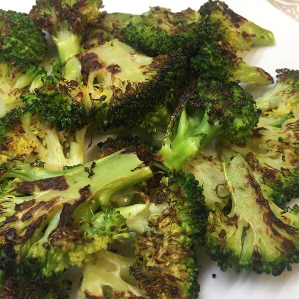¿Qué es mejor el brócoli crudo o cocido?