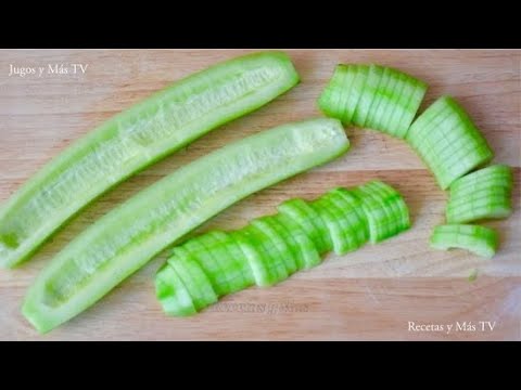 4 refrescantes ensaladas con pepino para disfrutar en verano