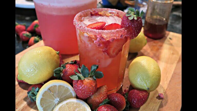 Refresca tu verano con deliciosa agua fresca lemonade