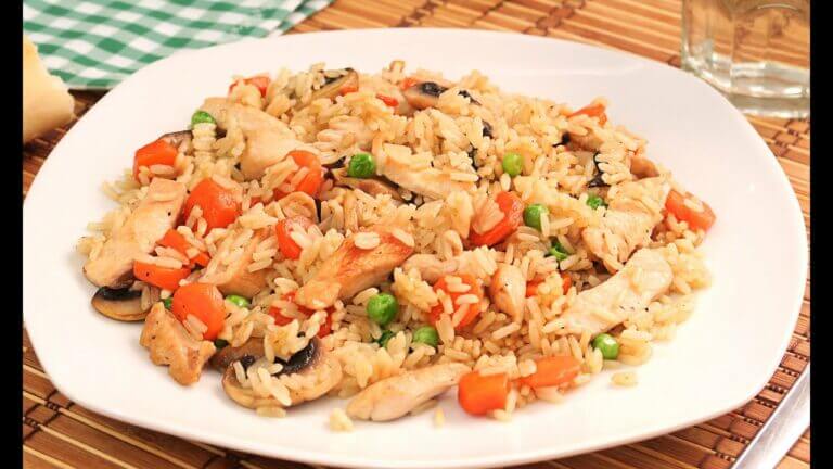 Arroz con pollo receta facil