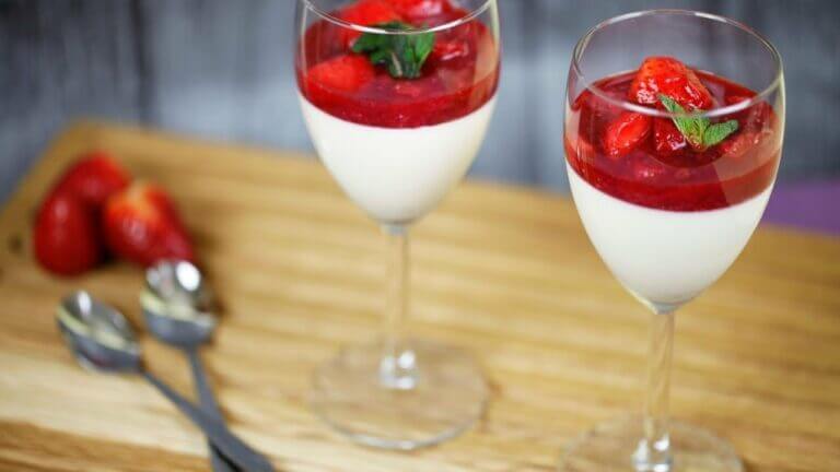 7 deliciously creamy panna cotta recipes to try today!